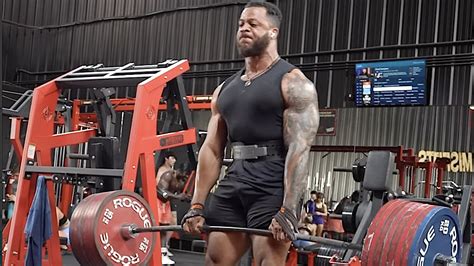 Jamal Browner first broke the record on the deadlifts, having locked out 455 kilograms (1,003 pounds). . Jamal browner weight and height